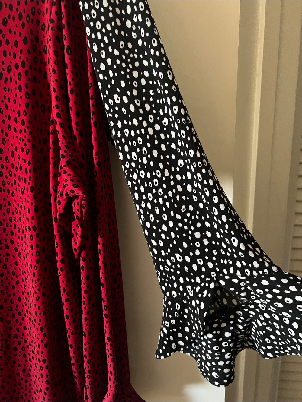 Susan Graver Dot Print Tops in Black & Burgundy Pink (2) - Picture 3 of 6
